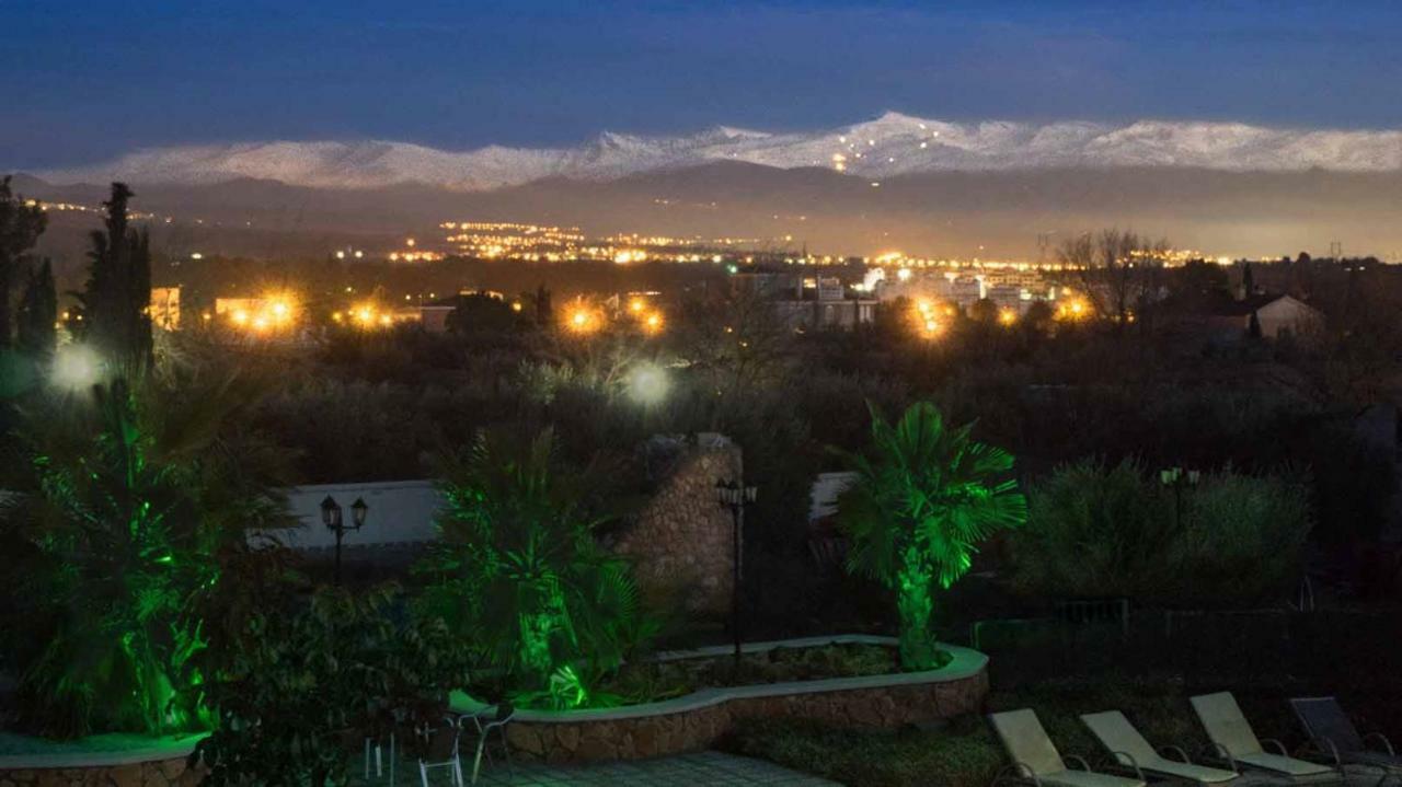 Villa Capricho De Luna Caparacena Ngoại thất bức ảnh